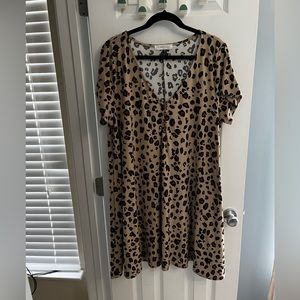 Planet Gold Plus Leopard Print dress